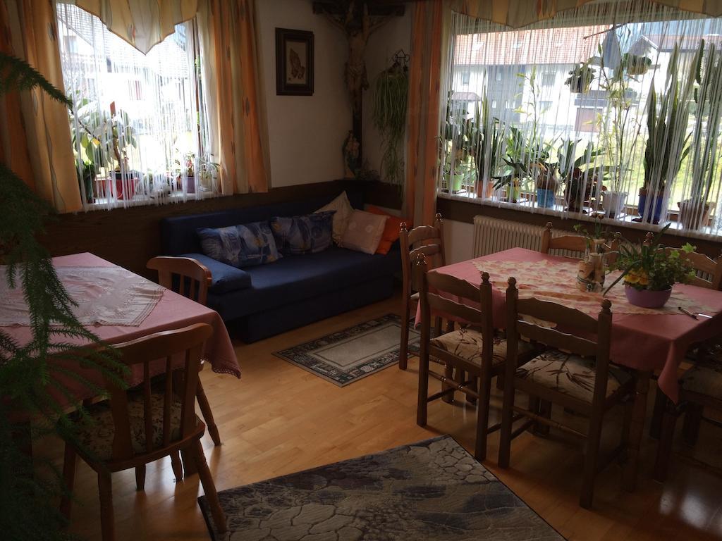 Haus Scholl Bed and Breakfast Nassereith Buitenkant foto