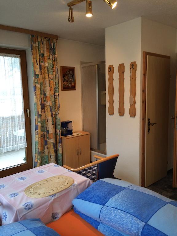 Haus Scholl Bed and Breakfast Nassereith Kamer foto
